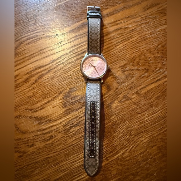 COACH Pink Dial Brown Logo Watch - Picture 3 of 11